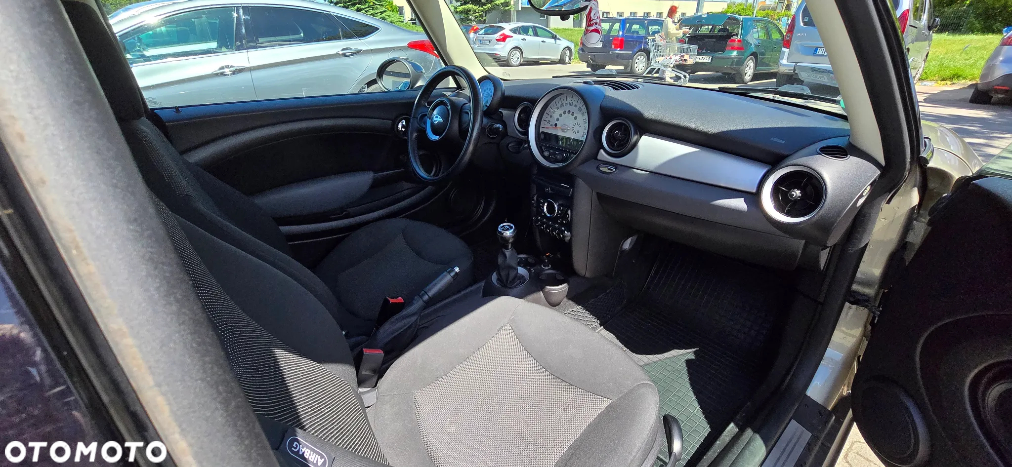 MINI ONE Standard - 8