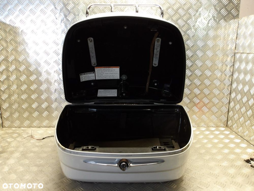 Kufer centralny kompletny YAMAHA XVZ 1300 ROYAL STAR VENTURE 99-13r   PN. 4XY-W2846-00 - 4