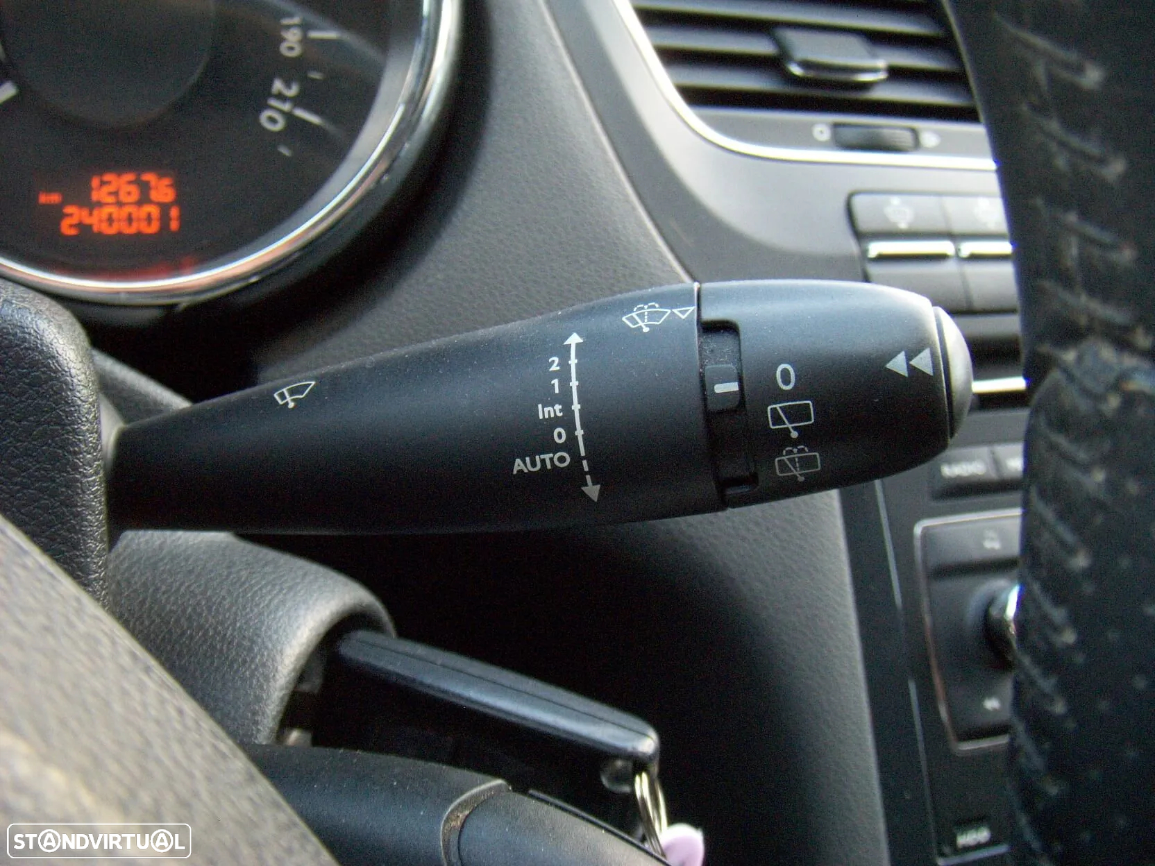 Peugeot 5008 1.6 HDi Executive JLL17 - 15