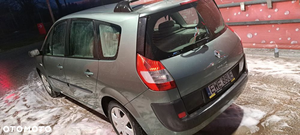 Renault Grand Scenic - 4