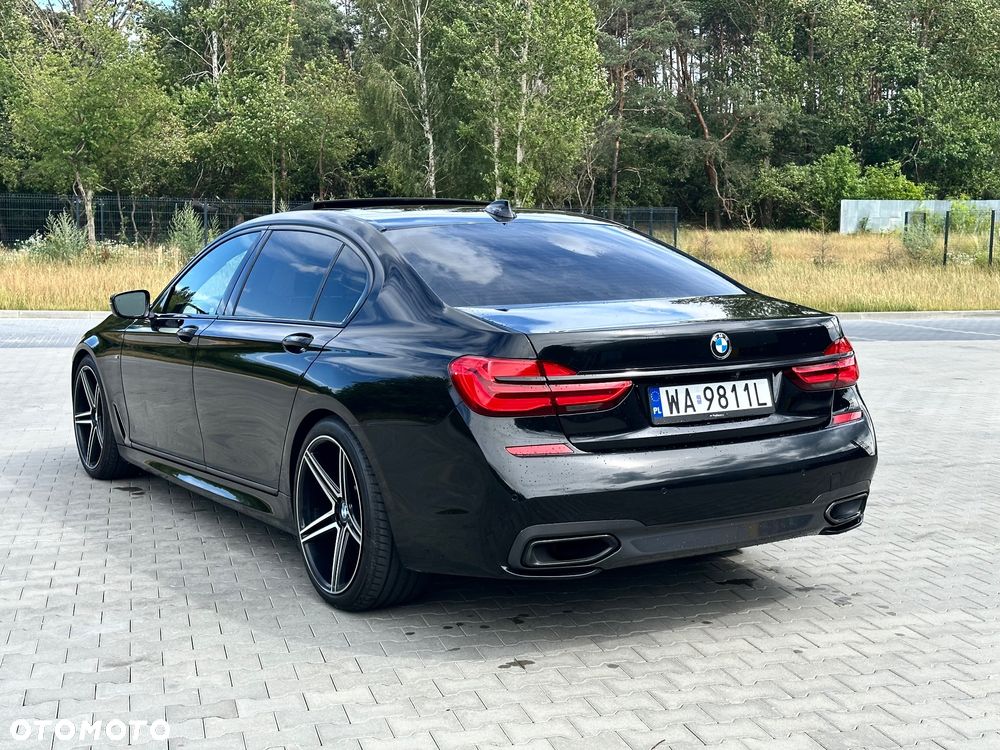 BMW Seria 7 740Li - 13