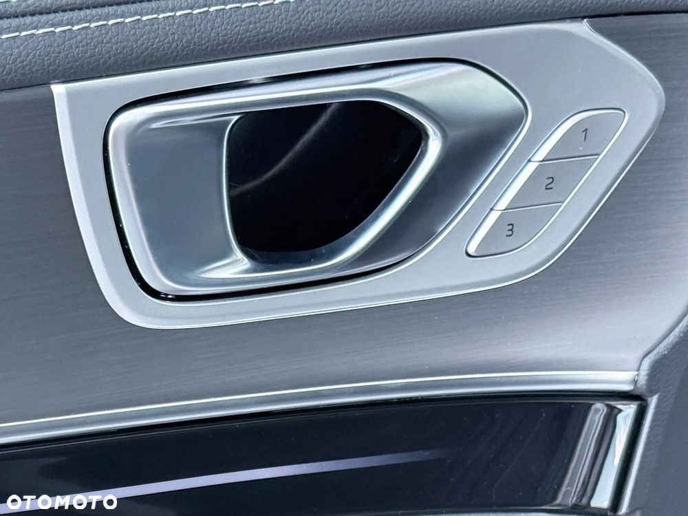 Hongqi H9 2.0T Deluxe - 27