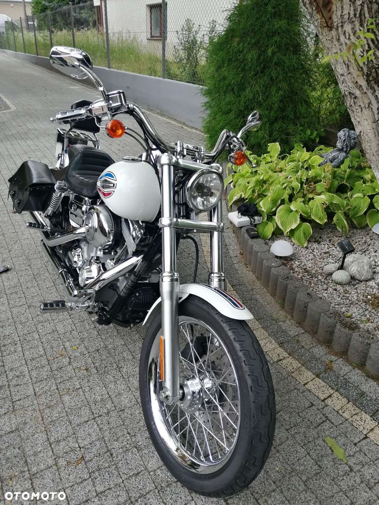 Harley-Davidson Dyna - 10