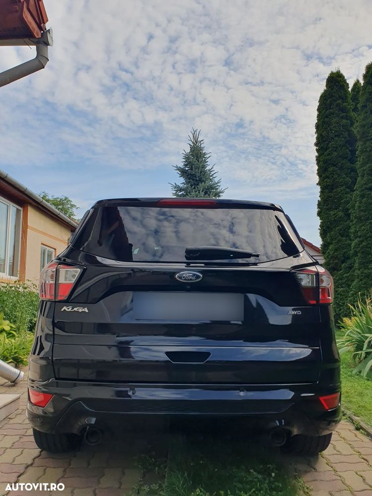 Ford Kuga 2.0 TDCi 4WD Powershift ST-Line - 6