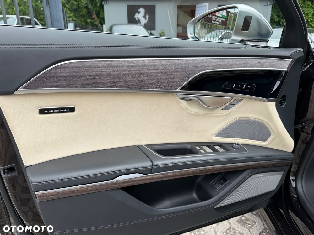 Audi S8 - 13