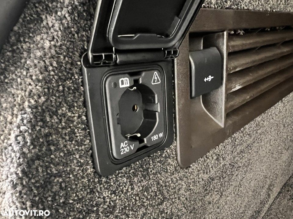 Land Rover Range Rover - 31