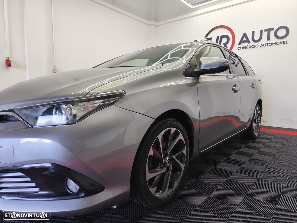 Toyota Auris Touring Sports 1.4 D-4D Comfort+Pack Sport - 3