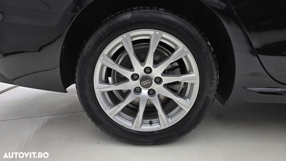 Audi A4 30 TDI S tronic - 23