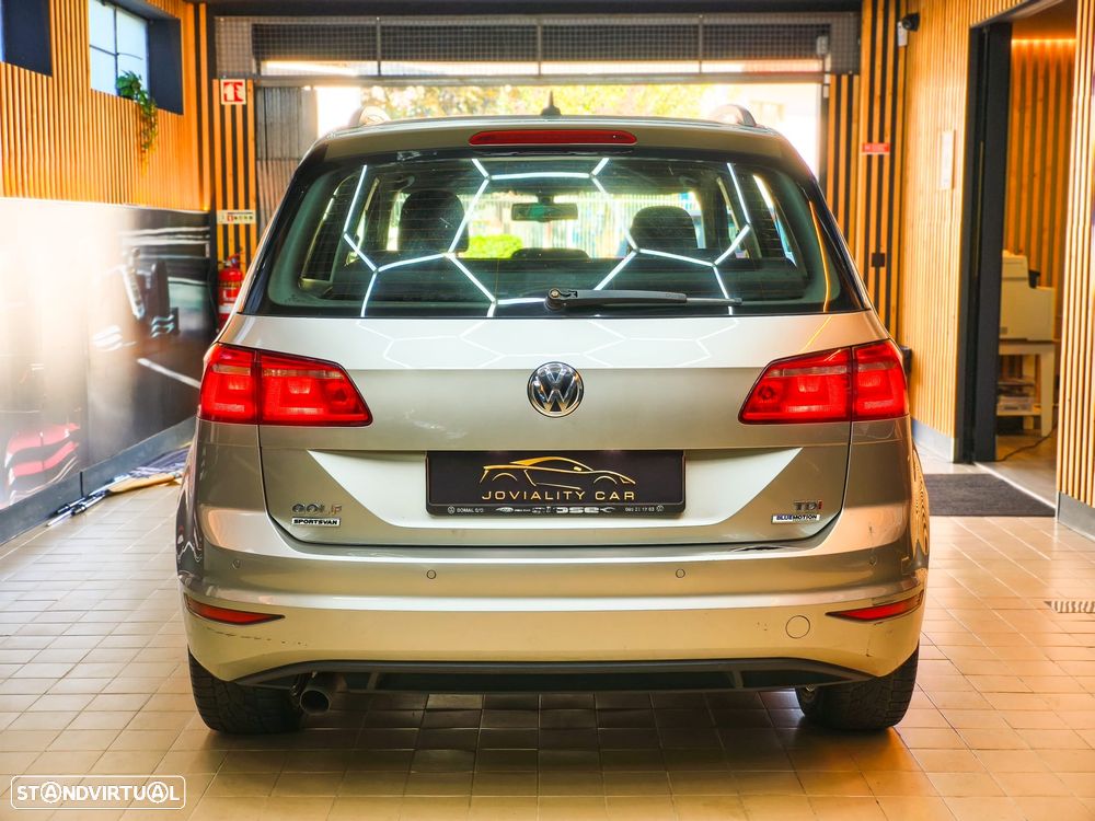 VW Golf Sportsvan - 18