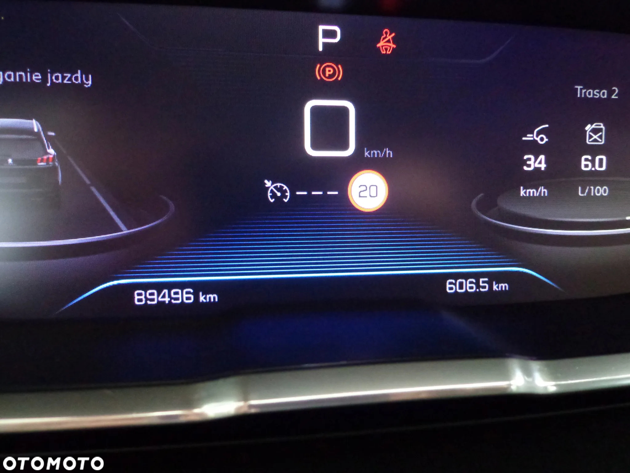 Peugeot 5008 1.6 BlueHDI Allure S&S EAT6 - 38