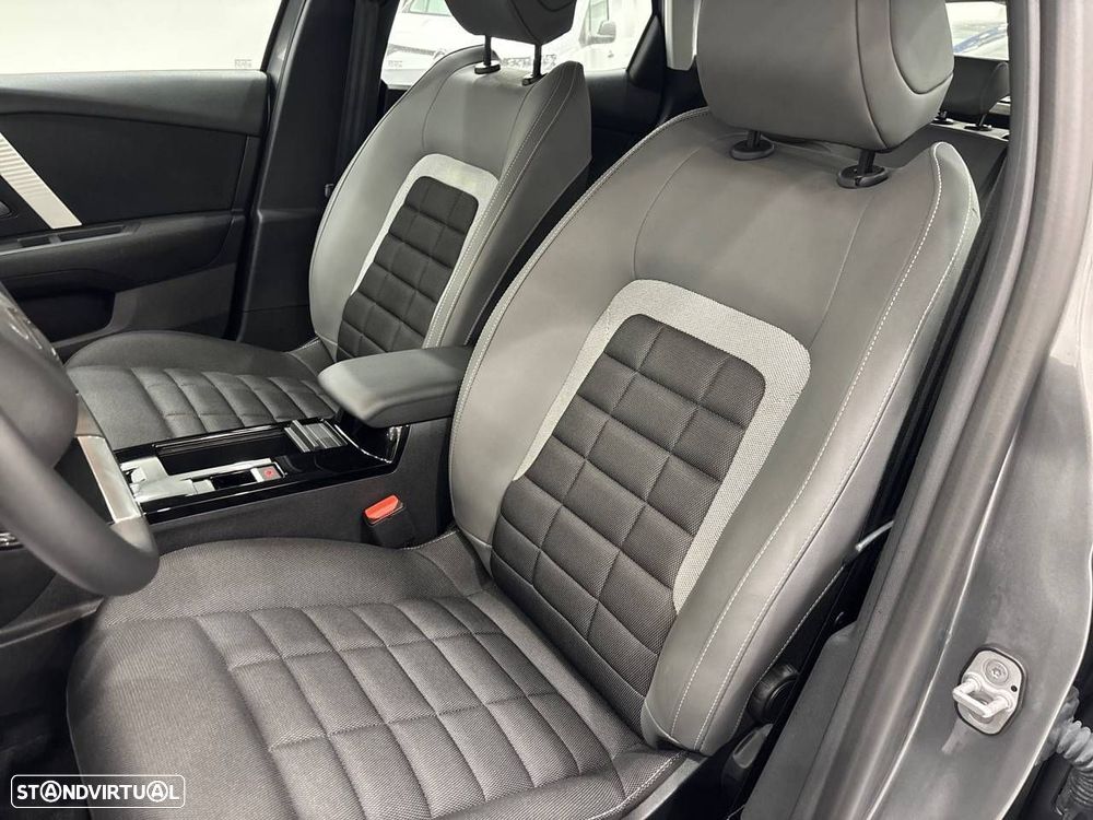 Citroën C4 1.2 Hybrid Plus e-DSC6 - 9