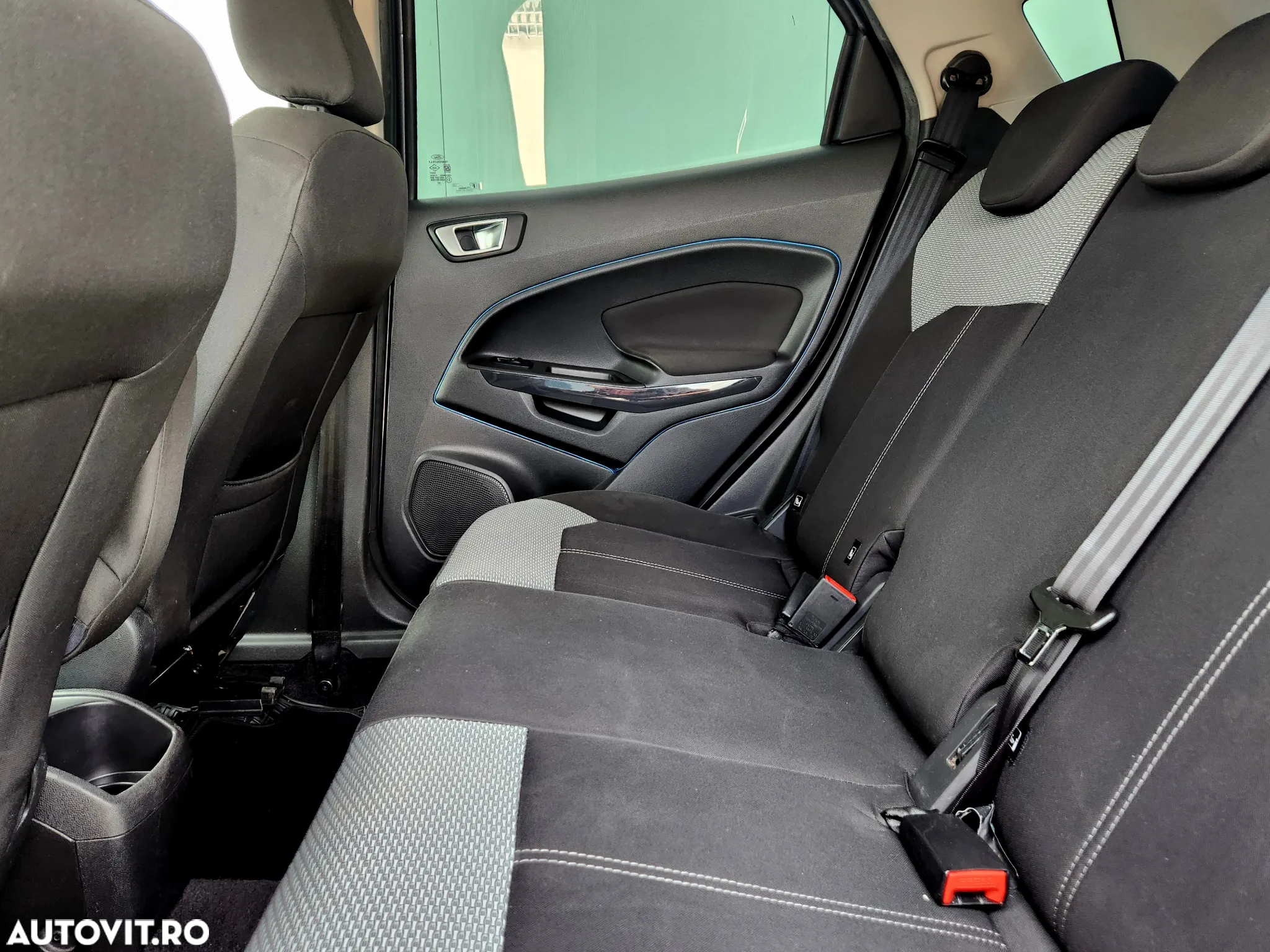 Ford EcoSport - 12