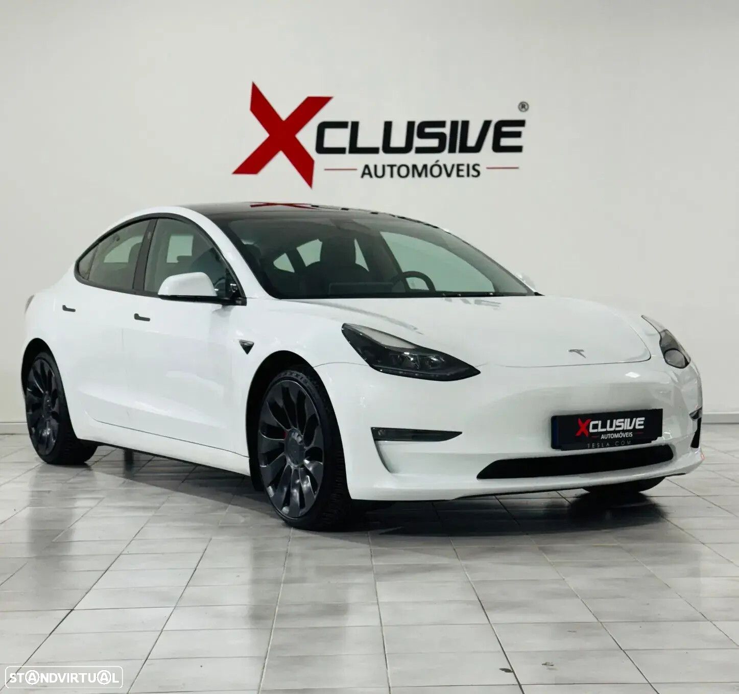 Tesla Model 3 - 1