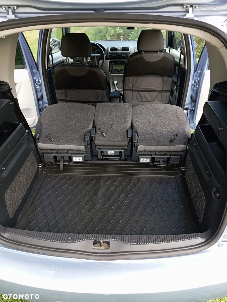 Skoda Roomster 1.6 16V Scout PLUS EDITION - 23