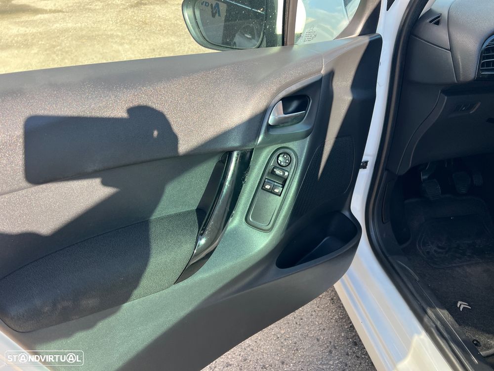 Citroën C3 1.2 PureTech Collection - 8