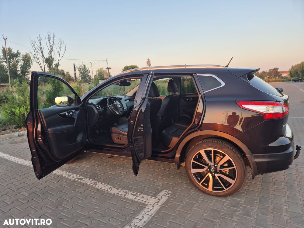 Nissan Qashqai 1.6 DCI 4 x 4 DPF Start/Stop tekna - 9