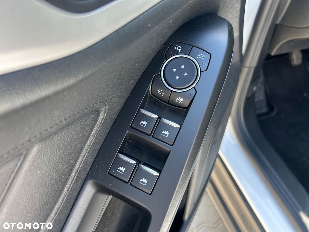 Ford Focus 1.5 EcoBlue Start-Stopp-System COOL&CONNECT DESIGN - 25