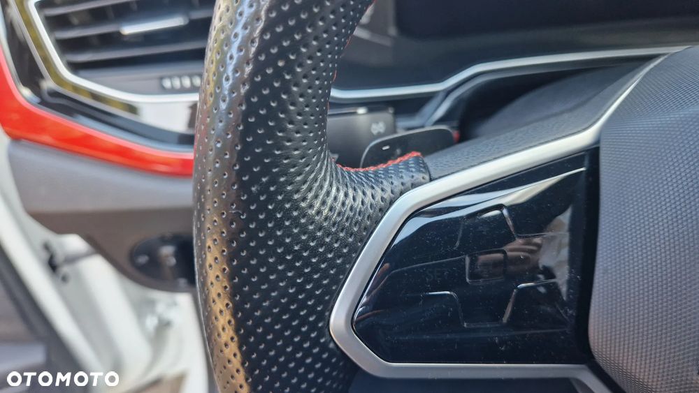 Volkswagen Polo 2.0 TSI GTI DSG - 12