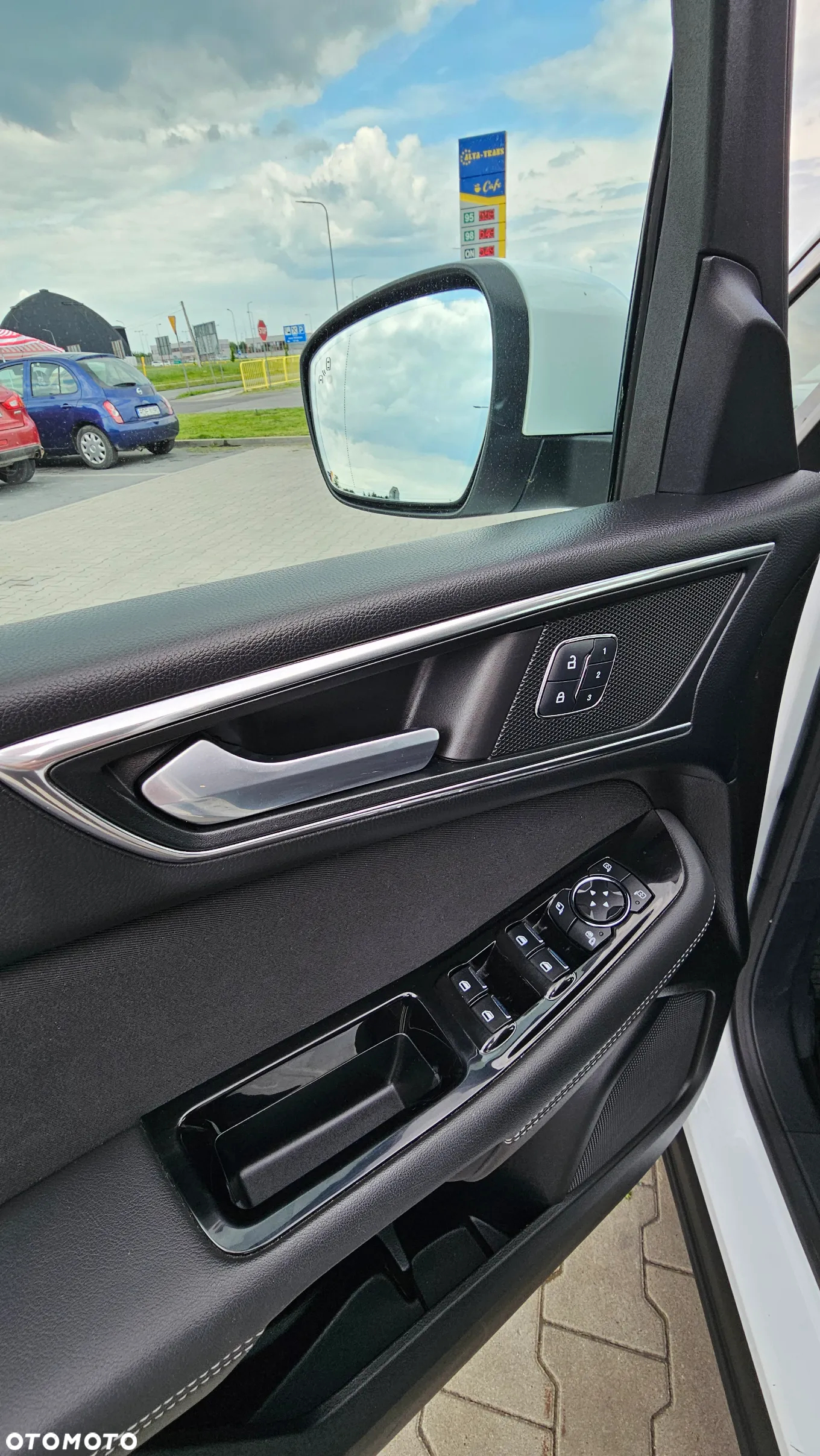 Ford S-Max - 30