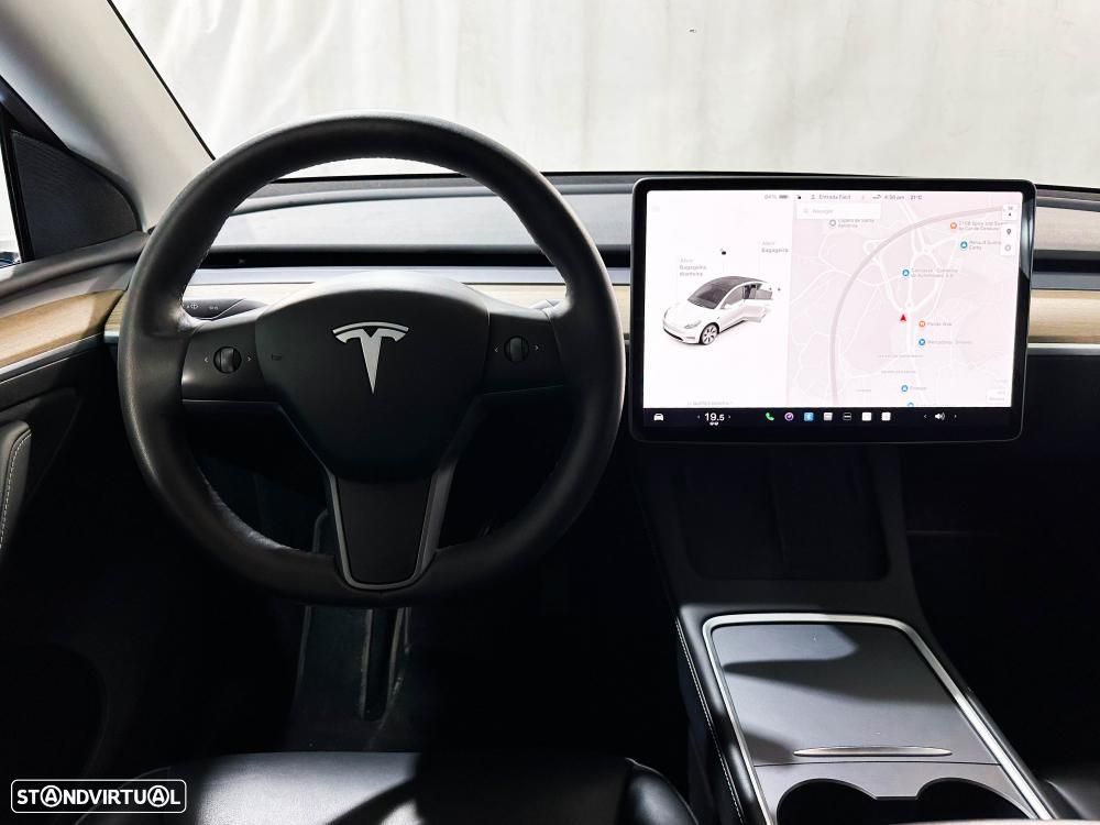Tesla Model Y Long Range Dual Motor AWD - 22