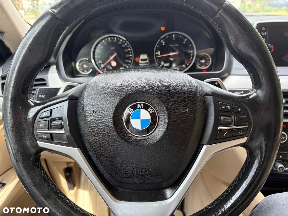 BMW X6 - 26
