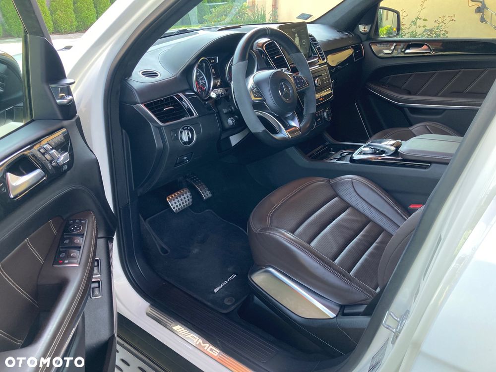 Mercedes-Benz GLS AMG 63 4-Matic - 9