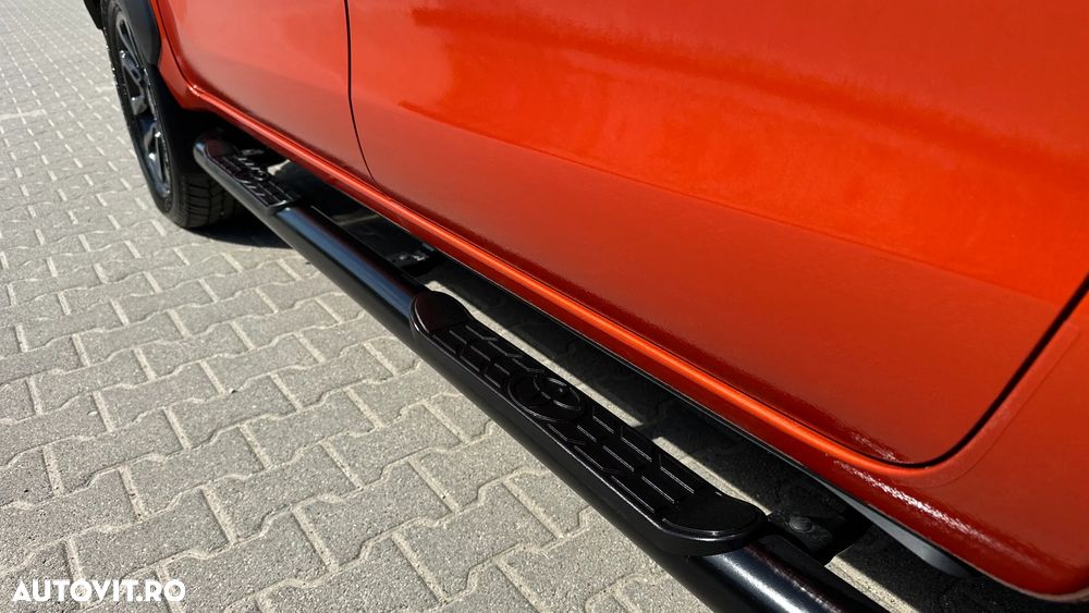 Toyota Hilux 2.8D 204CP 4x4 Double Cab AT MHEV Invincible Color Edition (3E5) - 10