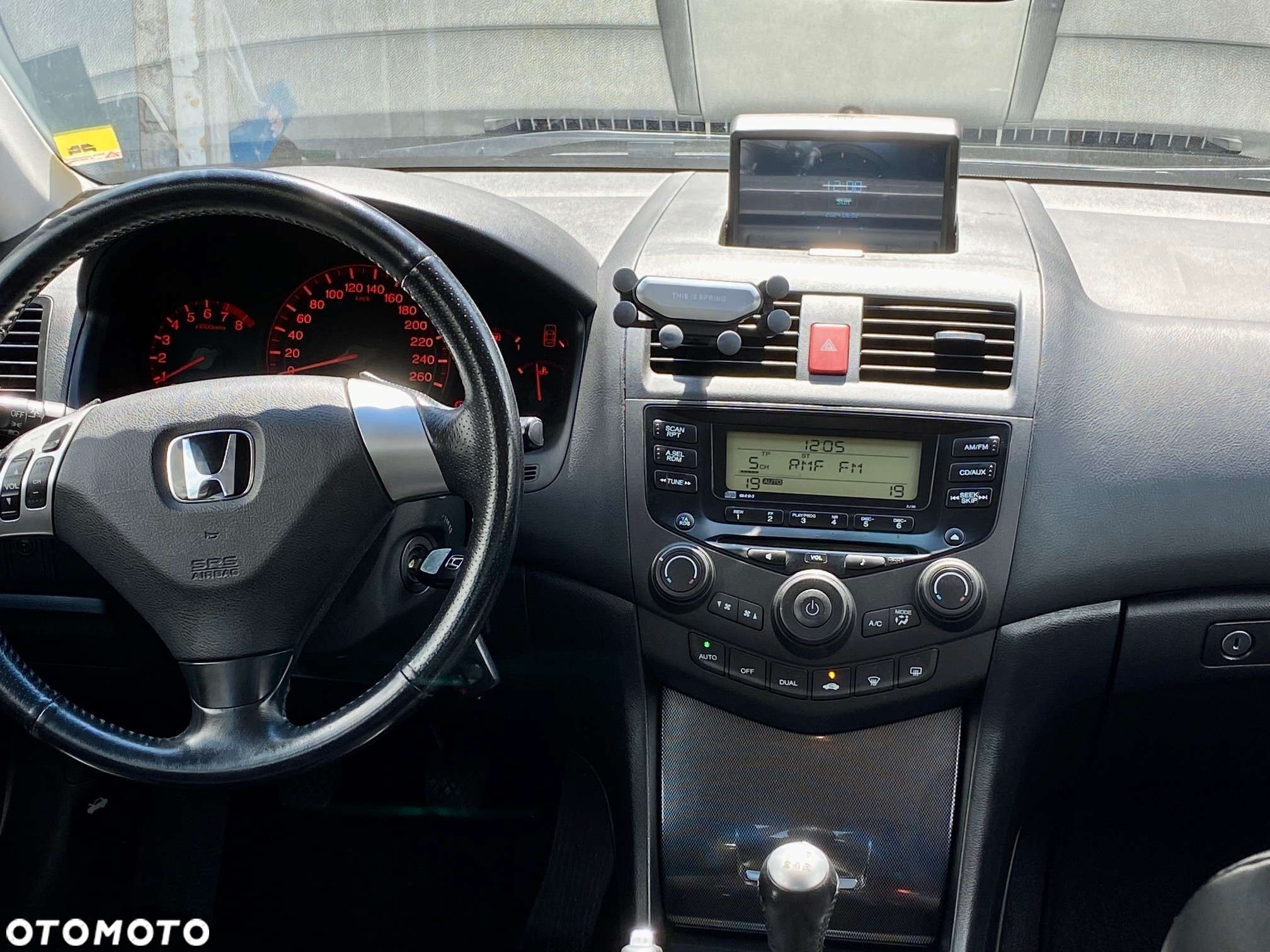 Honda Accord 2.0 Comfort - 17