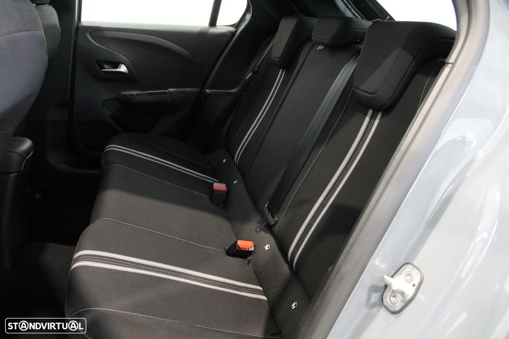 Opel Corsa 1.2 T GS - 27