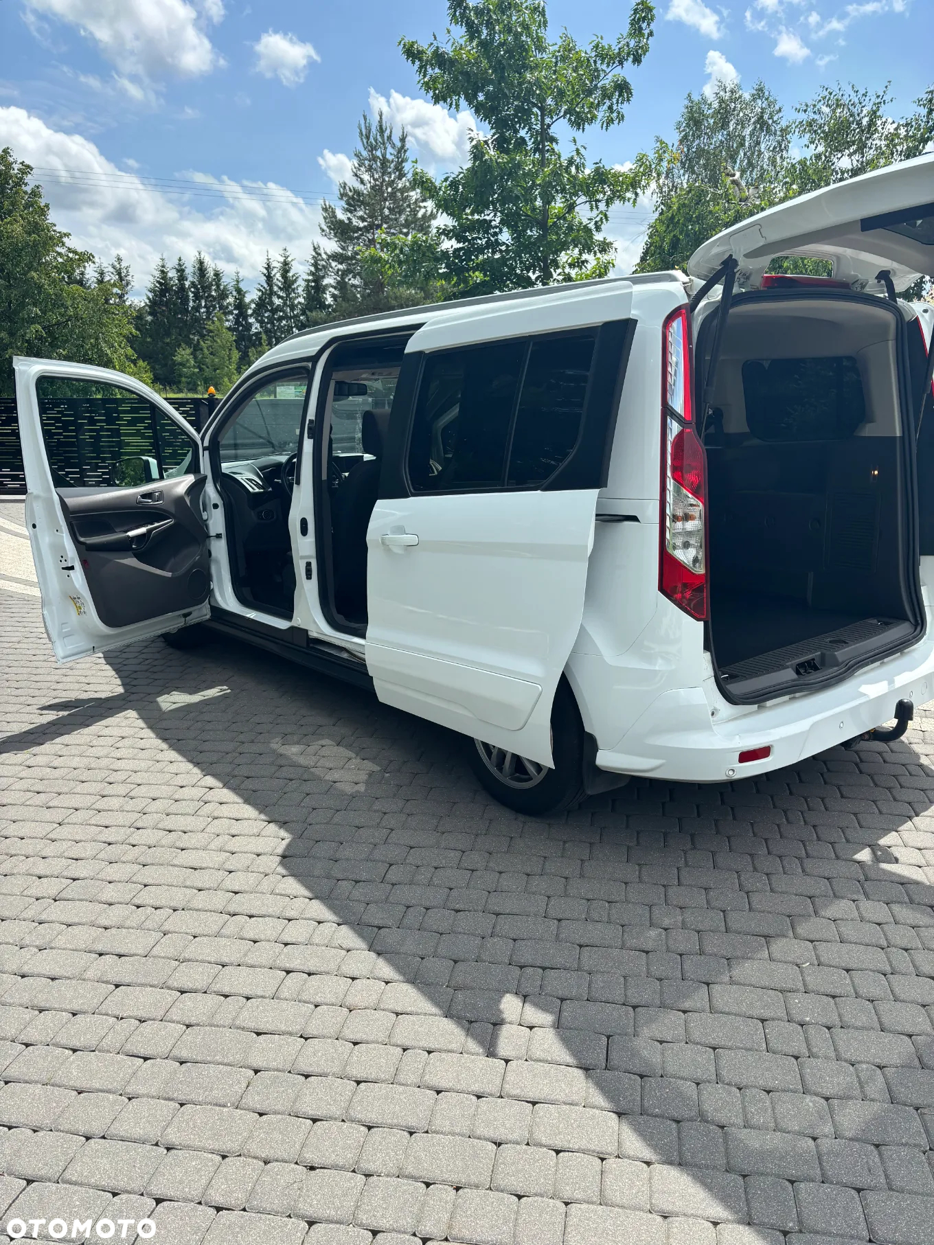 Ford Tourneo Connect Gr 1.5 TDCi Titanium - 9