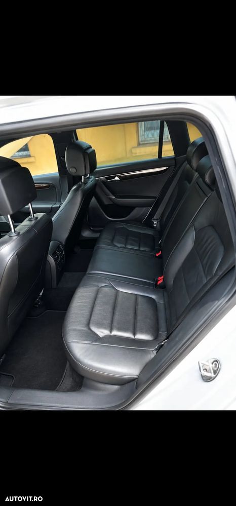 Volkswagen Passat 2.0 TDI BlueMotion Tehnology DSG Highline - 12