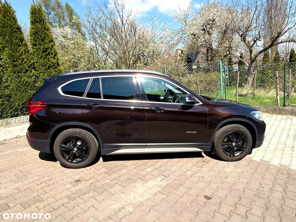BMW X1 xDrive18d xLine - 23
