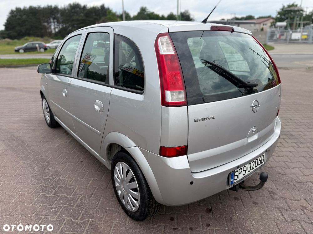 Opel Meriva 1.6 16V Cosmo - 10