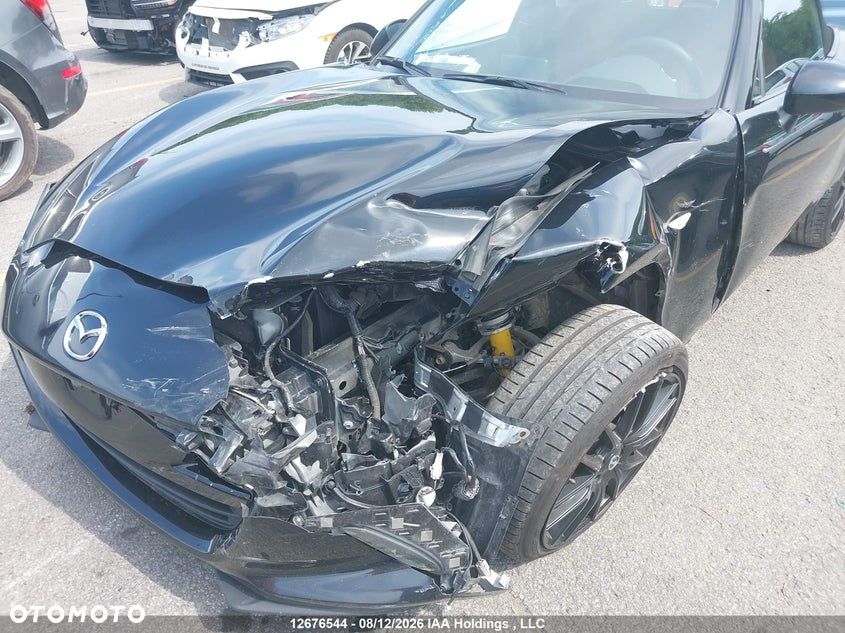 Mazda MX-5 2.0 30th Anniversary - 13