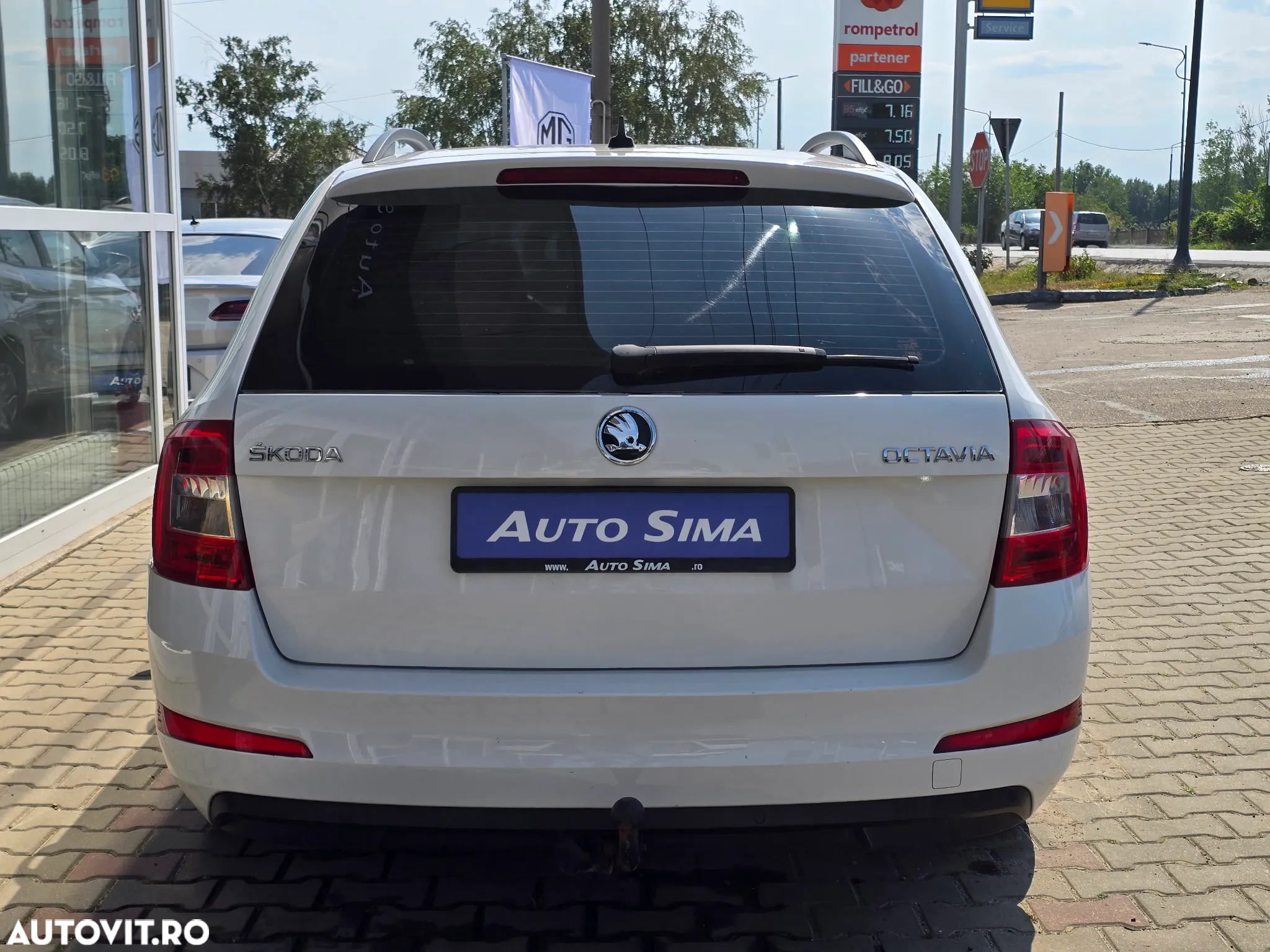 Skoda Octavia 1.6 TDI GREENLINE - 6