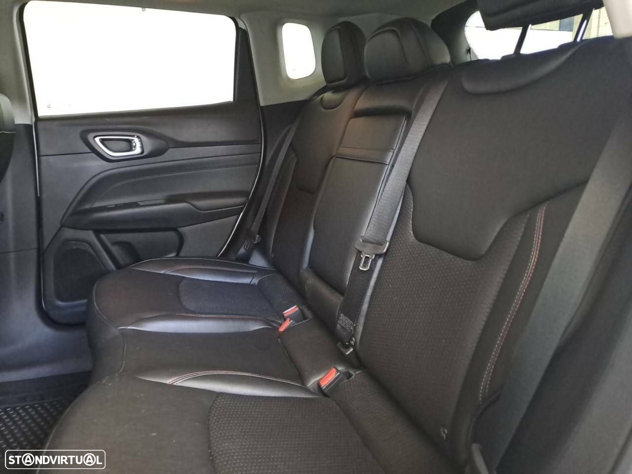 Jeep Compass 1.3 TG 4Xe Trailhawk - 10
