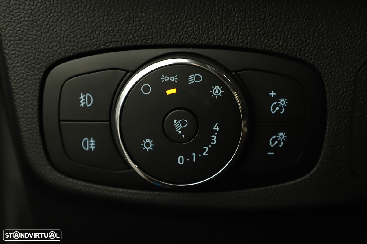 Ford Focus - 19