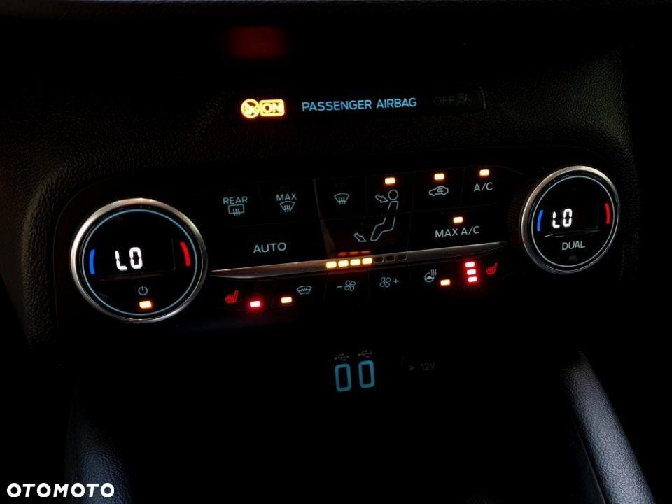 Ford Focus - 27