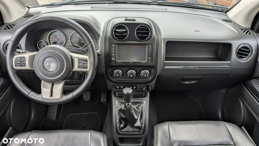 Jeep Compass - 25