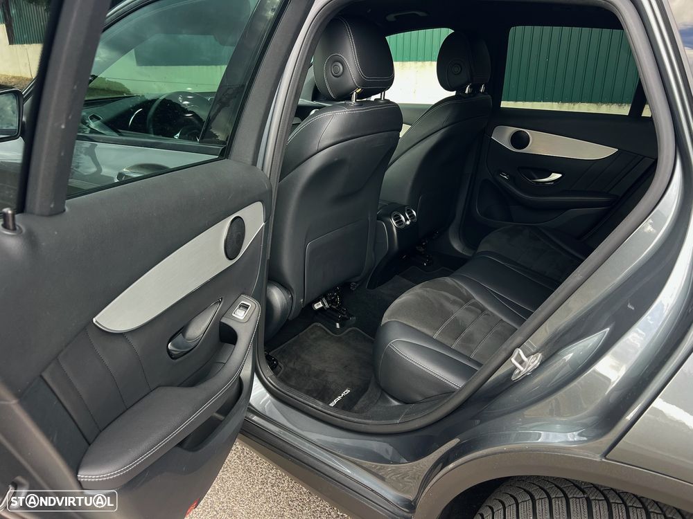 Mercedes-Benz GLC 300 de 4Matic 9G-TRONIC AMG Line Plus - 24