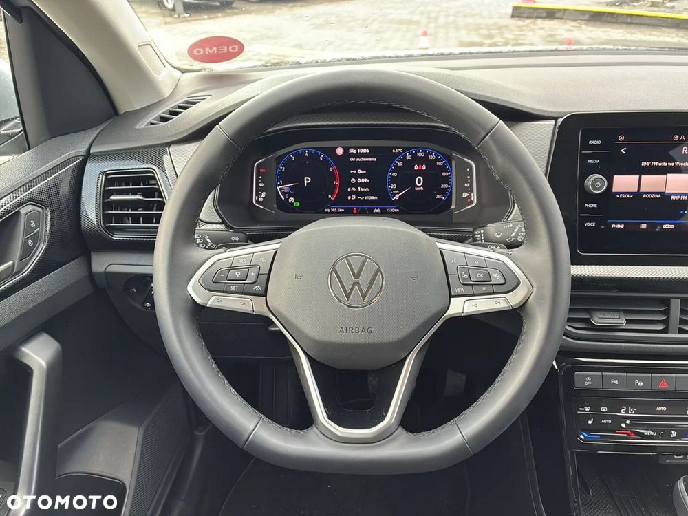 Volkswagen T-Cross - 13