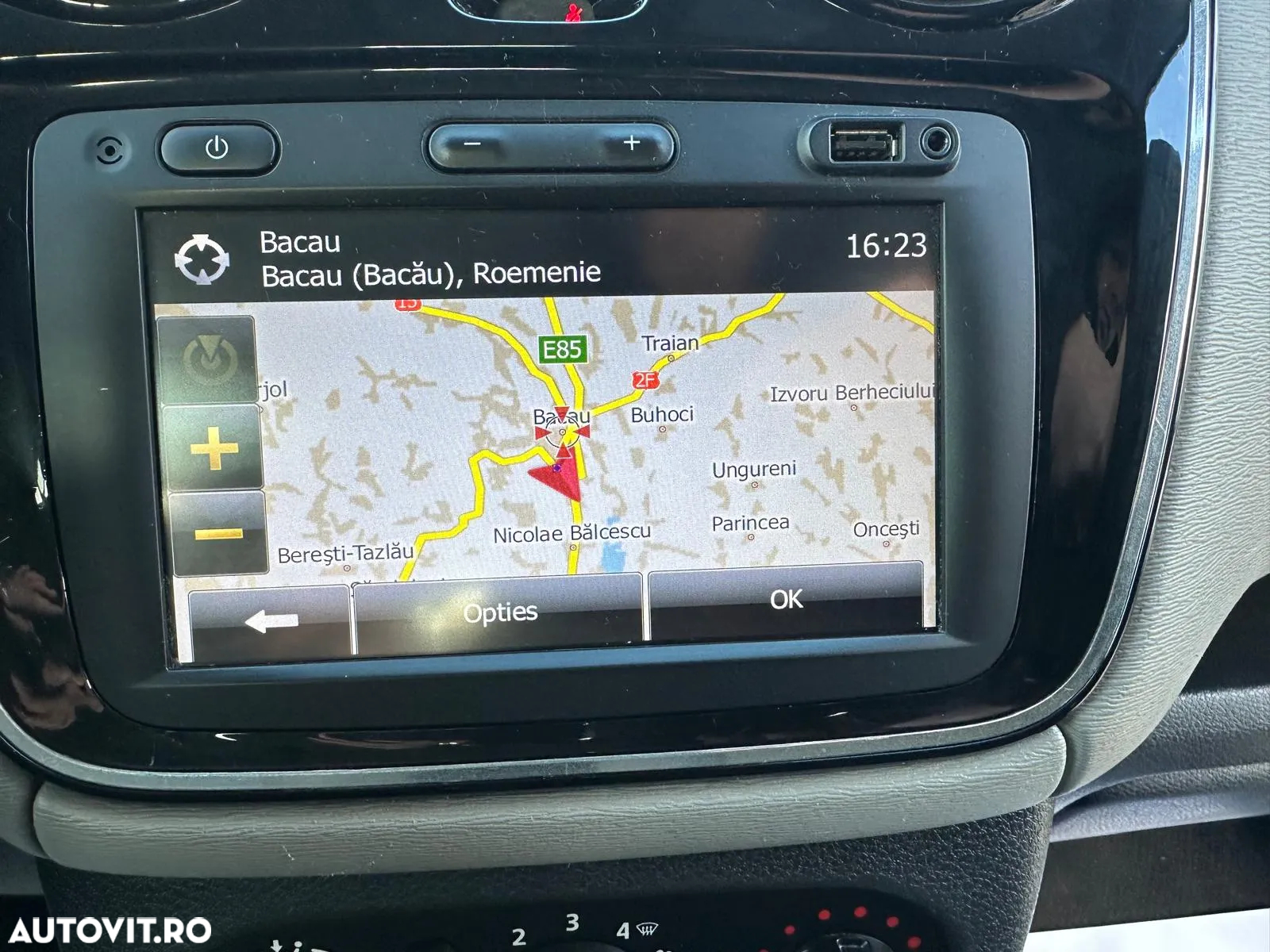 Dacia Lodgy 1.5 dCi Laureate - 12