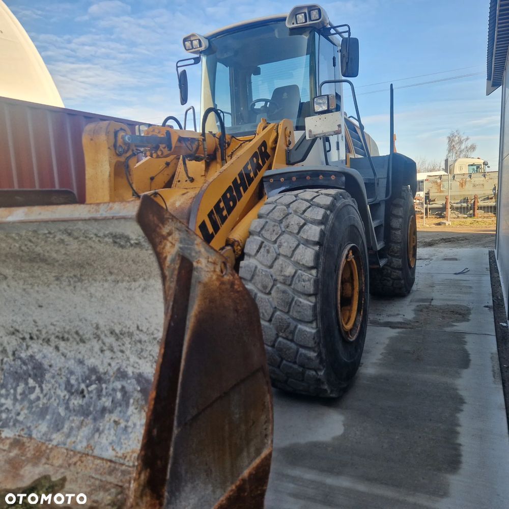Liebherr L576 - 1
