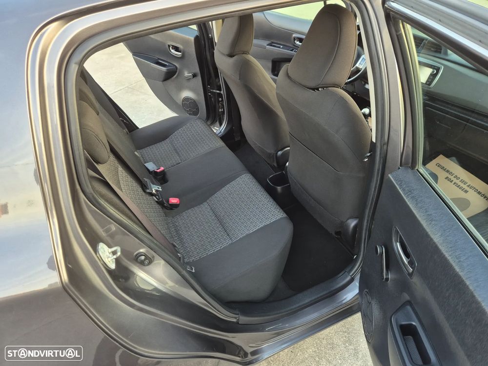 Toyota Yaris 1.4 D-4D Comfort+P.Style - 33