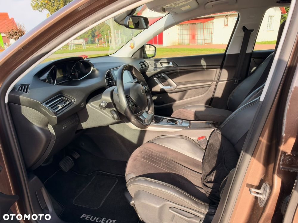 Peugeot 308 - 16