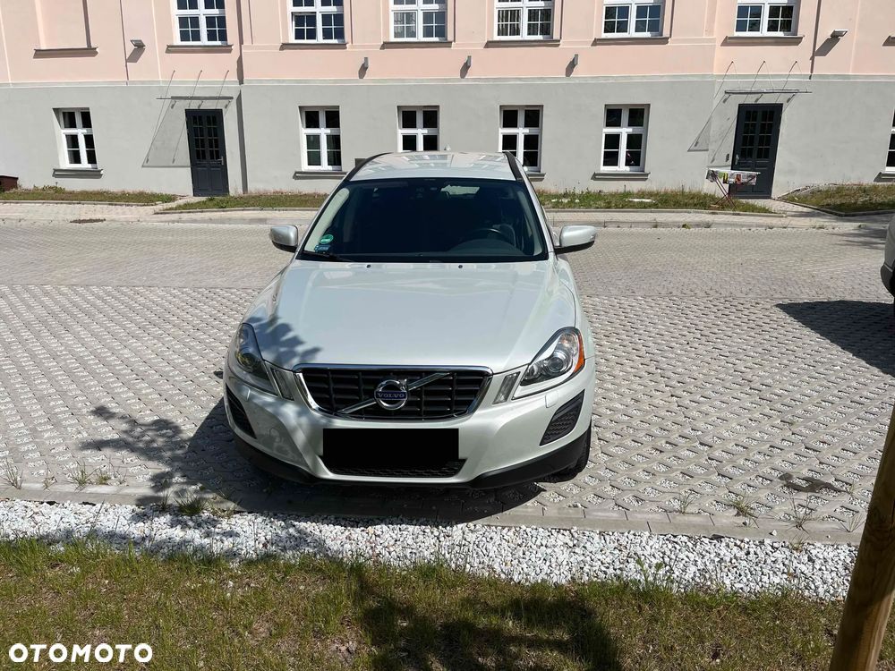 Volvo XC 60 D3 Momentum - 3