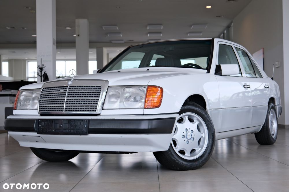 Mercedes-Benz W124 (1984-1993) - 17
