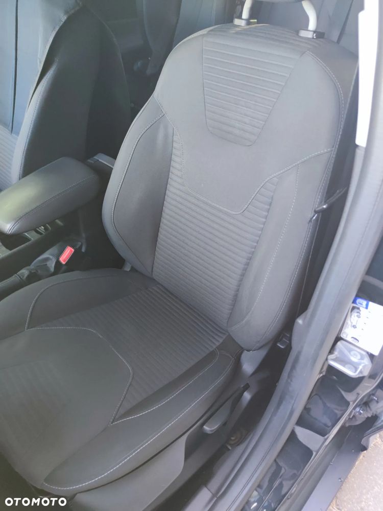 Ford Focus - 9