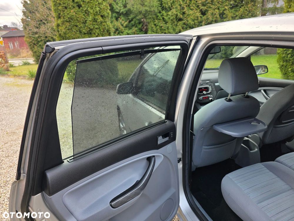 Ford Focus C-Max 2.0 Fun - 14