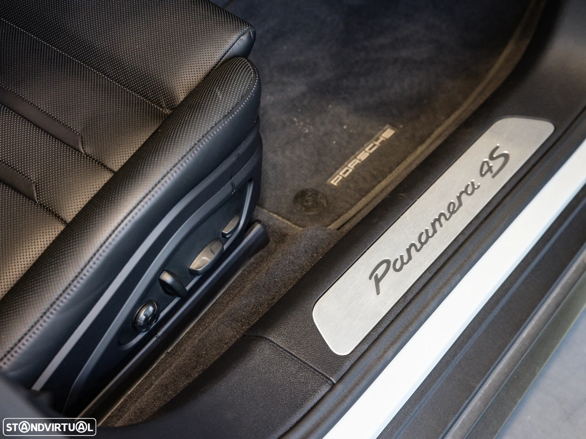 Porsche Panamera Sport Turismo 4S E-Hybrid - 54